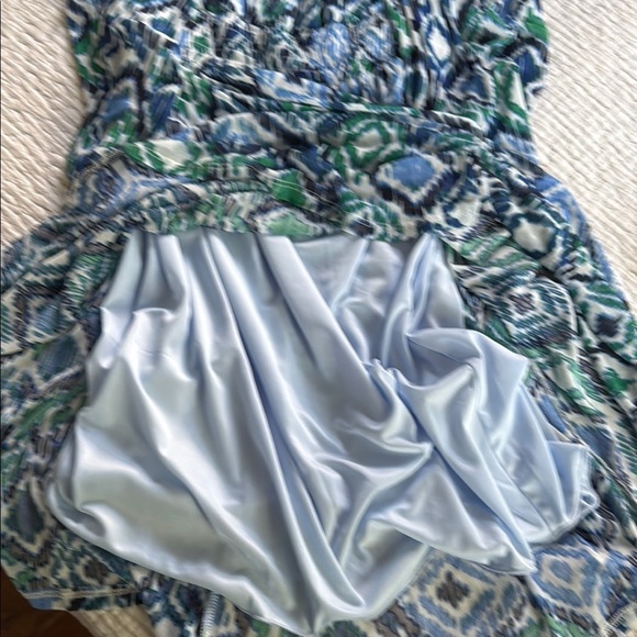 KATE and LILY Blue Bell Sleeve Crew Neck Sundress - Picture 8 of 11